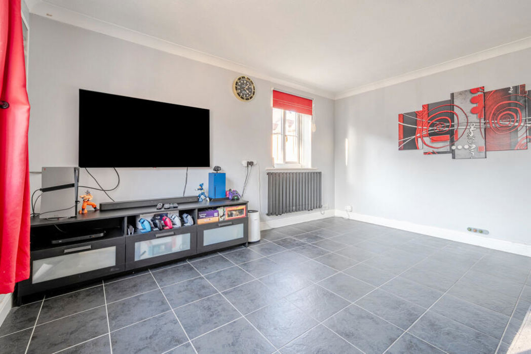 Property image 3 of 15