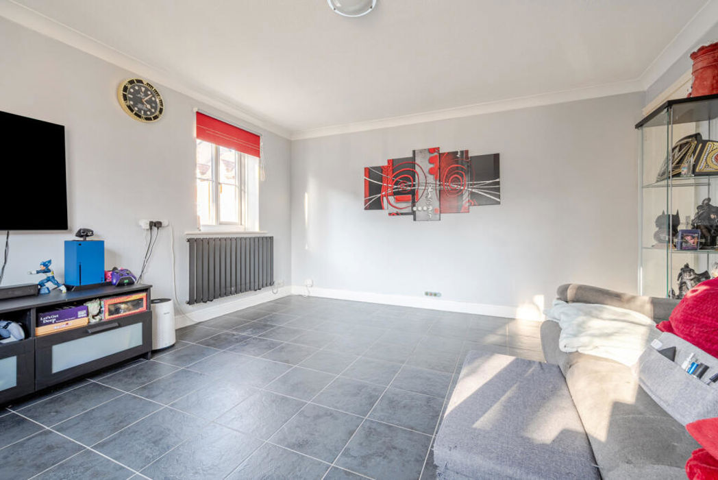 Property image 5 of 15