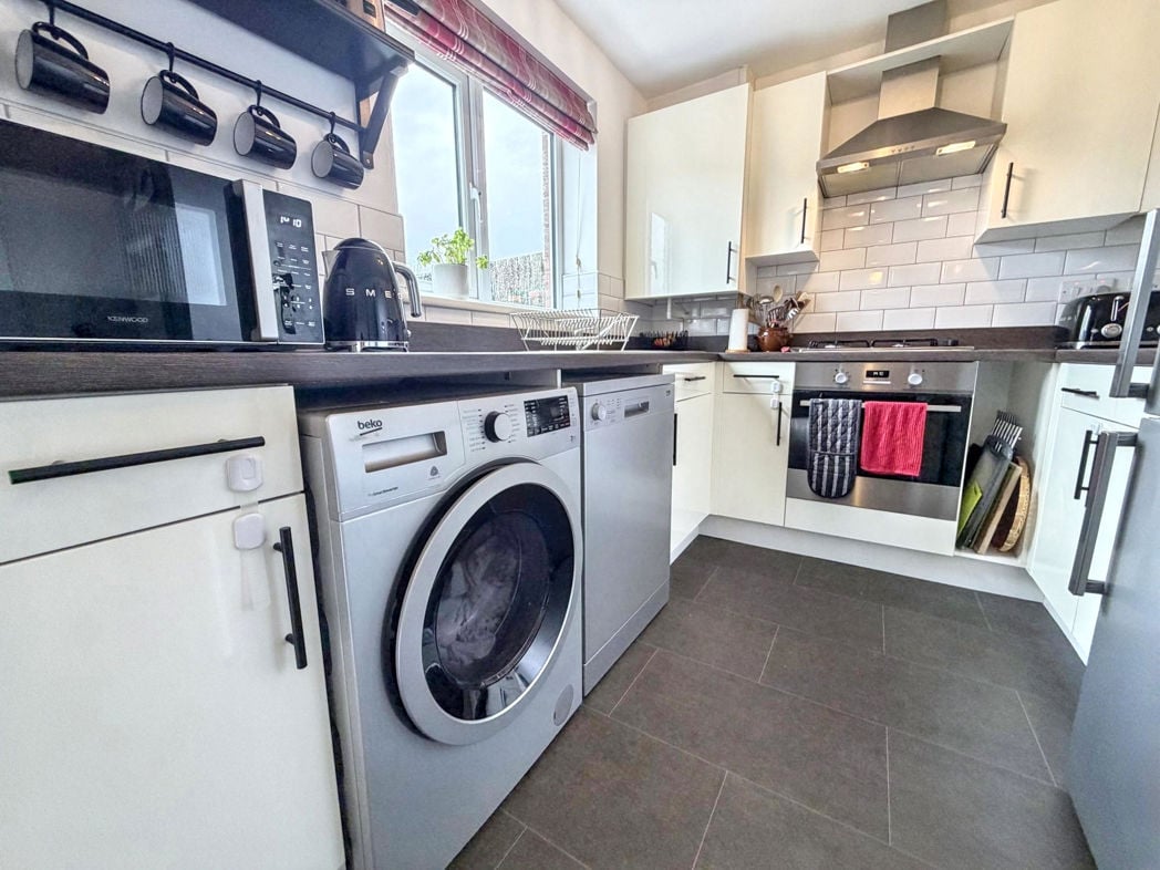 Property image 5 of 15