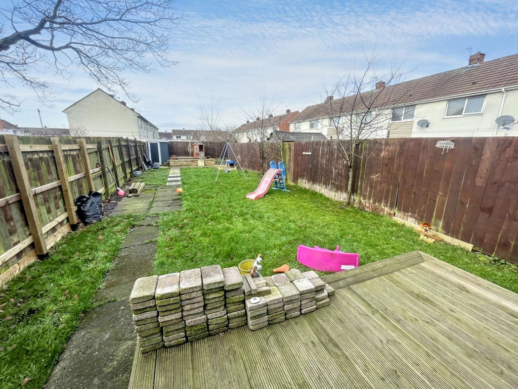 Property image 2 of 2