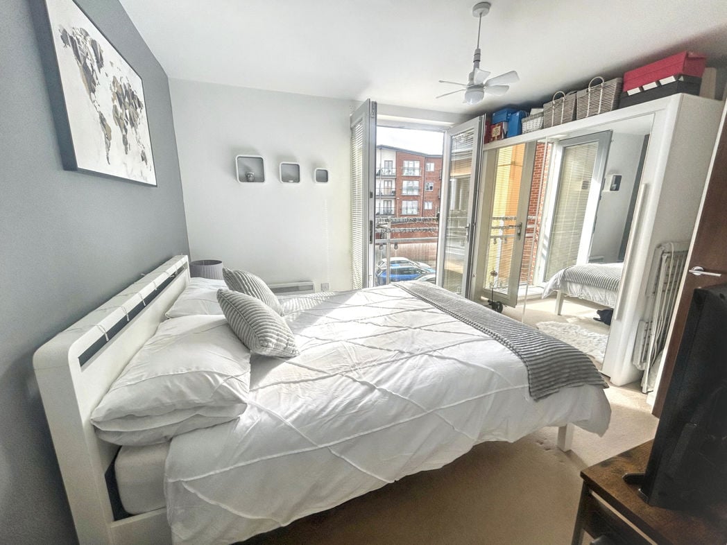 Property image 8 of 22