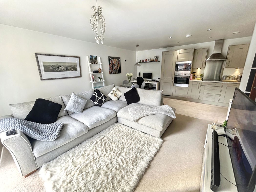 Property image 5 of 22