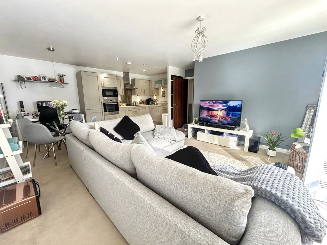 Property image 1 of 22