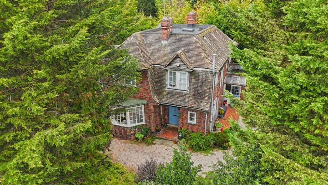 Property image 28 of 30