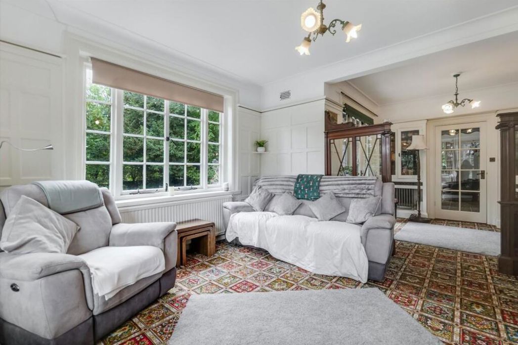 Property image 11 of 30