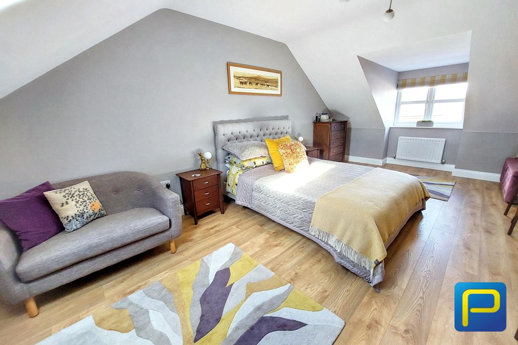 Property image 17 of 22