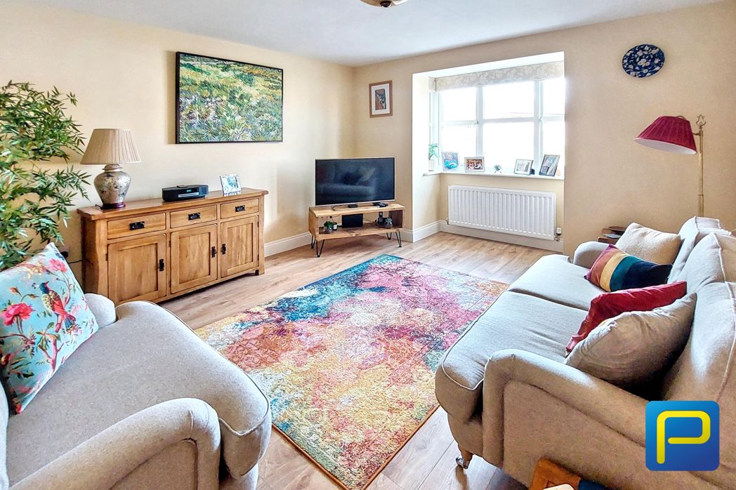 Property image 2 of 22