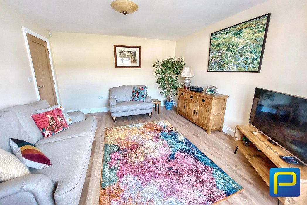Property image 8 of 22