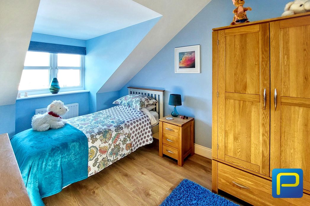 Property image 15 of 22