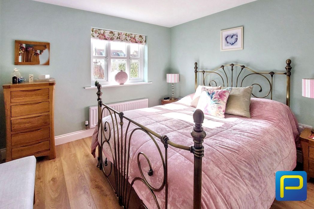 Property image 9 of 22