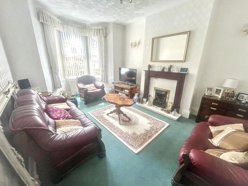 Property image 2 of 16