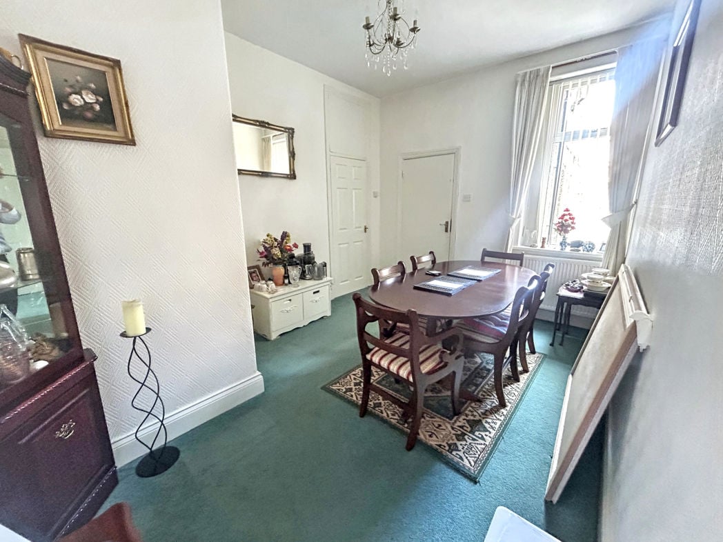 Property image 4 of 16