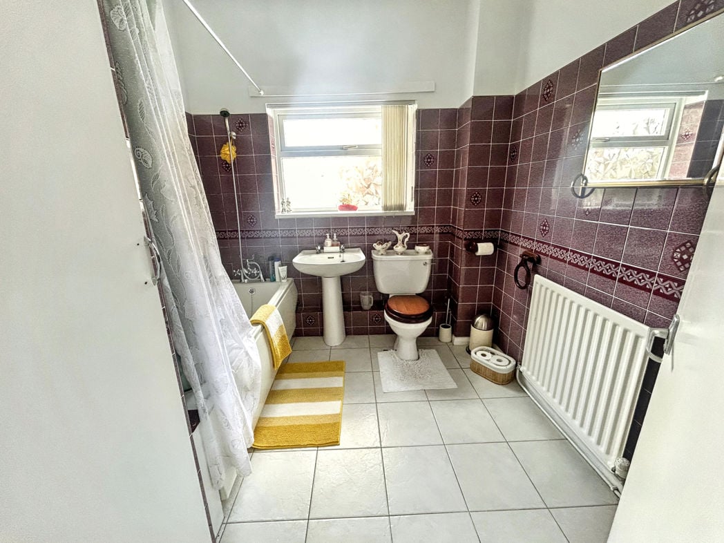 Property image 5 of 16
