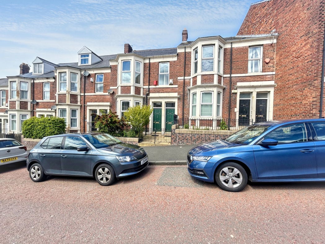 Property image 1 of 16