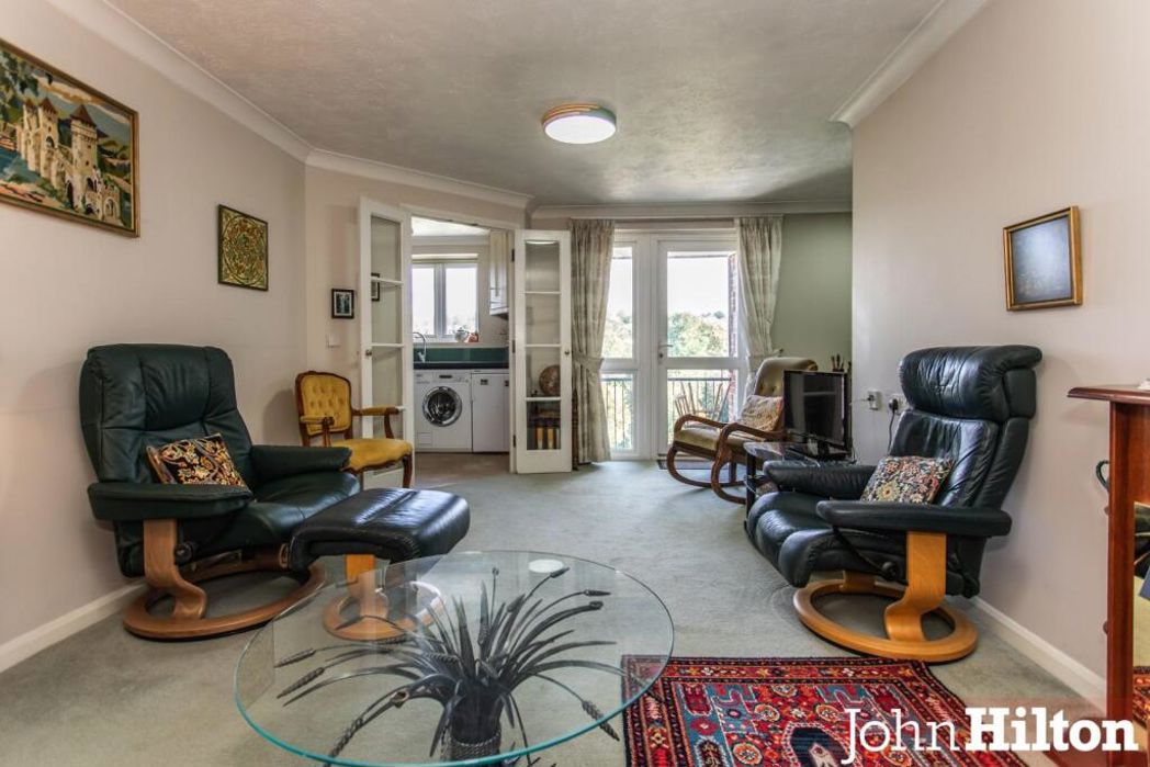 Property image 3 of 16