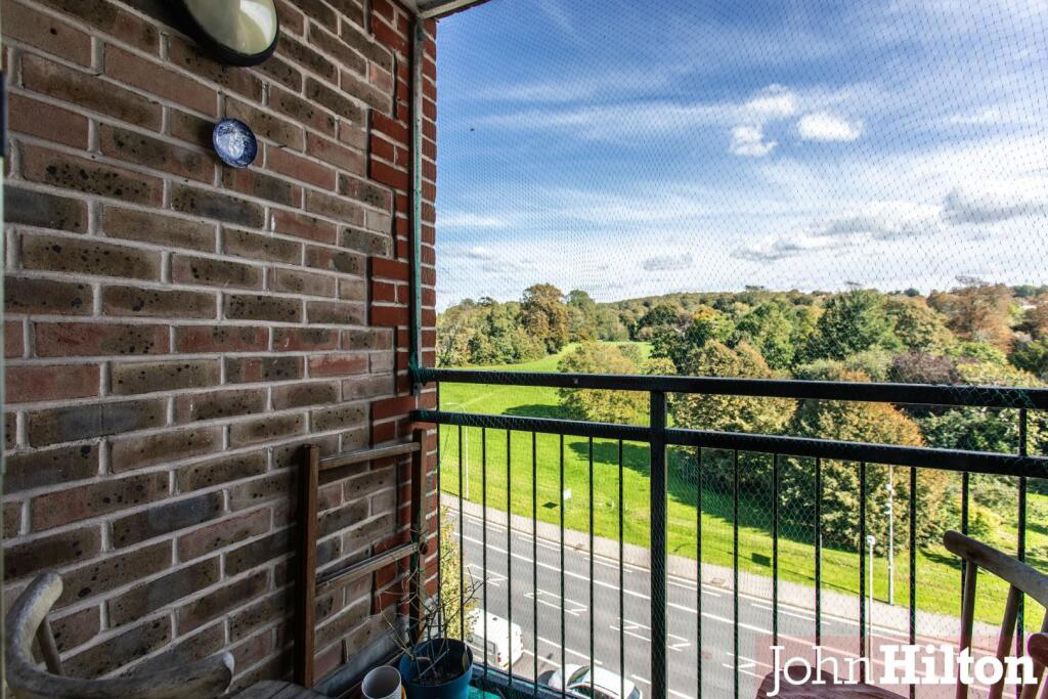 Property image 5 of 16