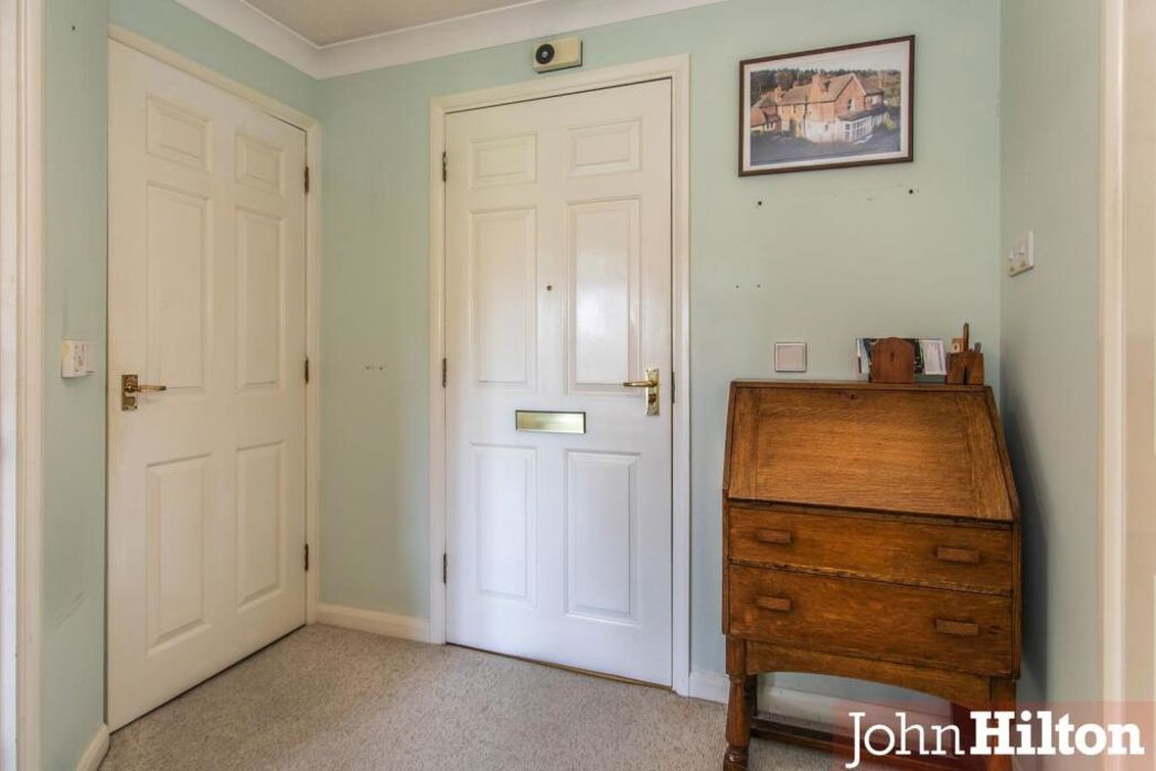 Property image 11 of 16