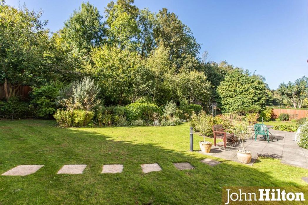 Property image 14 of 16