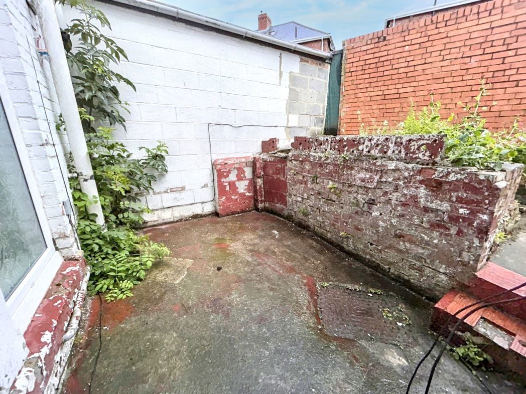 Property image 6 of 6