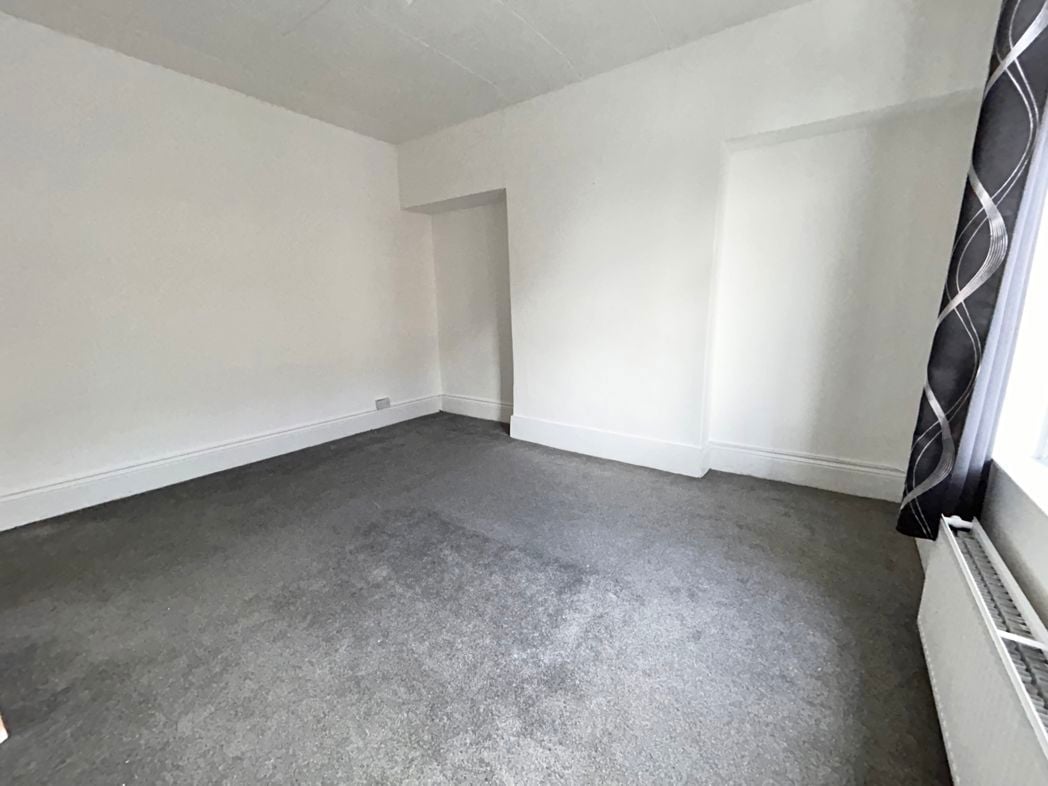 Property image 4 of 6