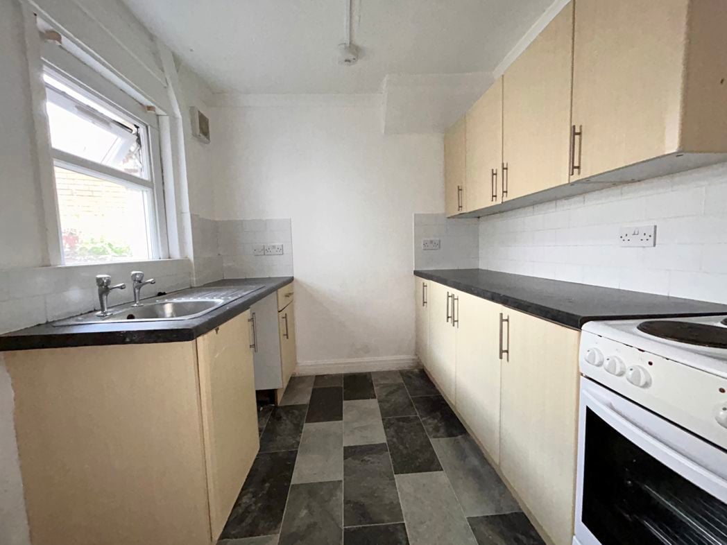 Property image 3 of 6