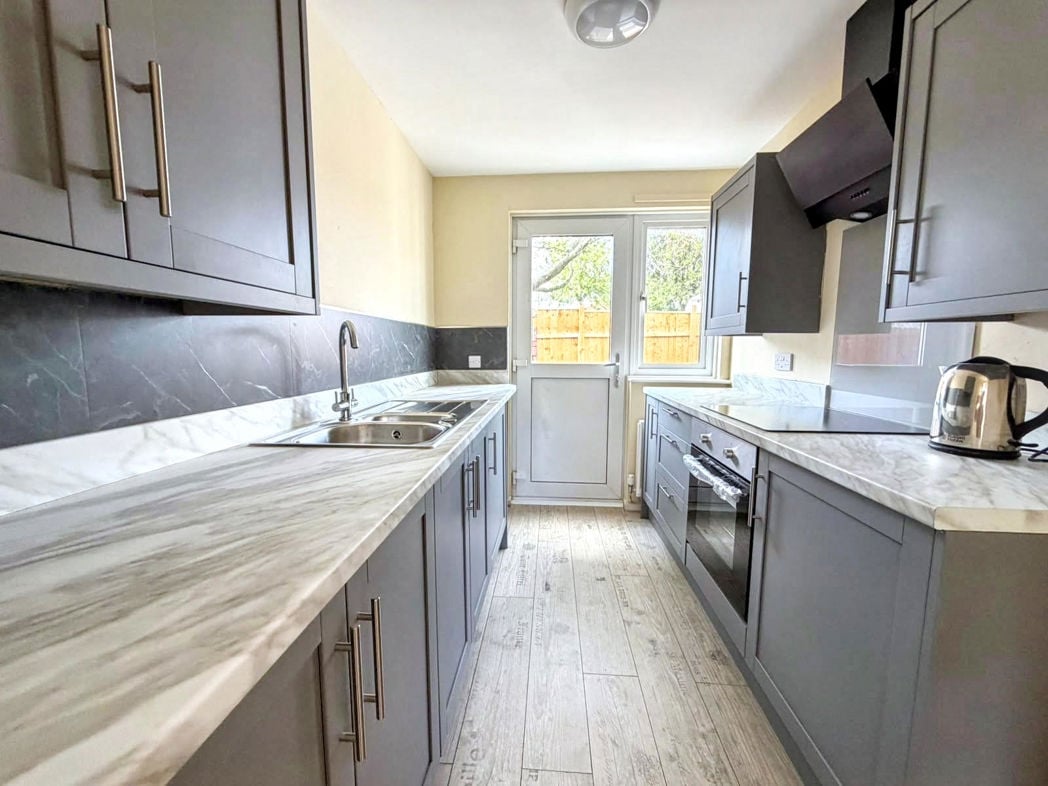 Property image 2 of 14
