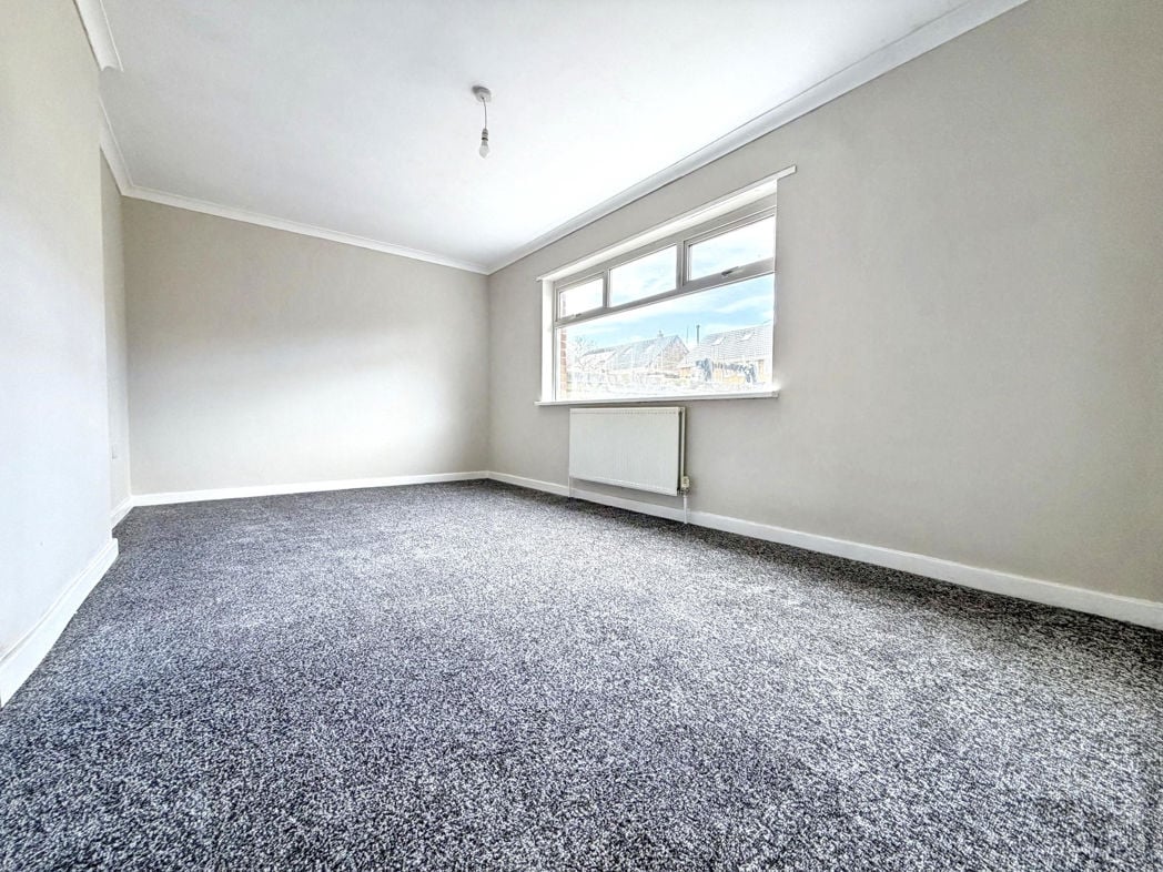 Property image 6 of 17