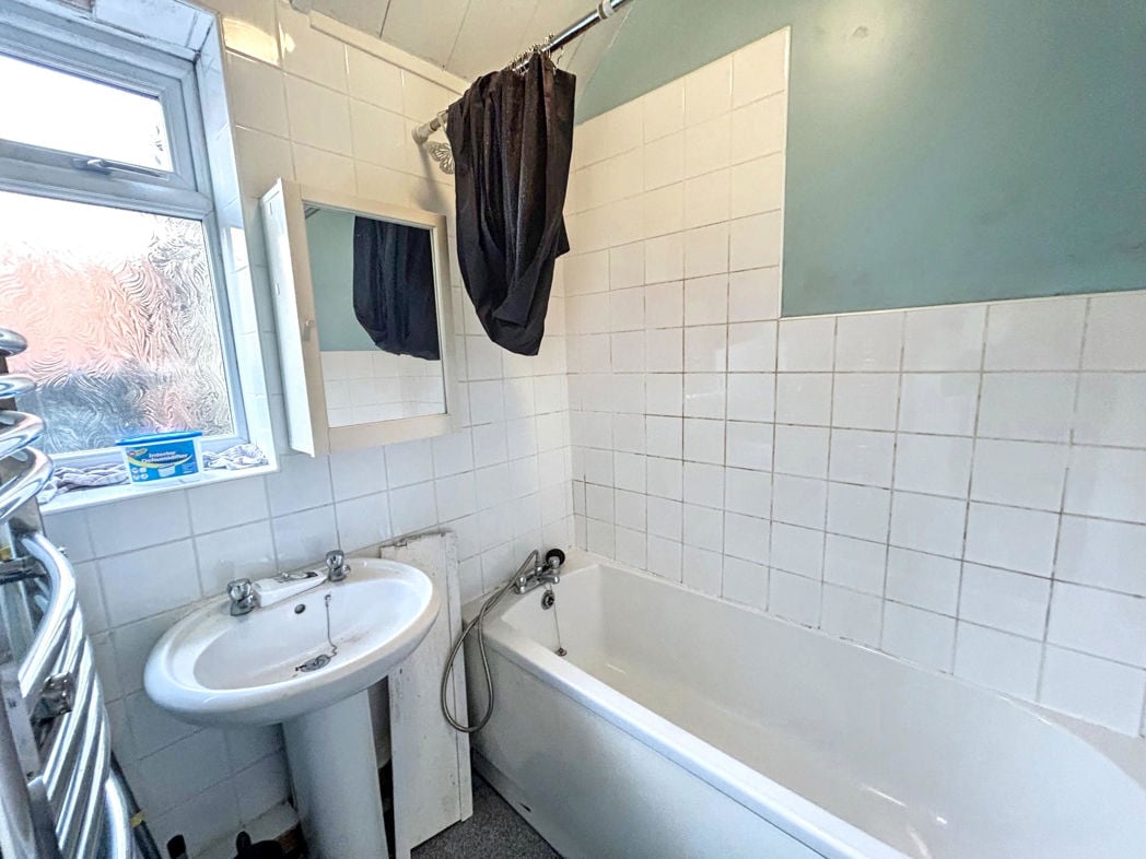 Property image 6 of 8