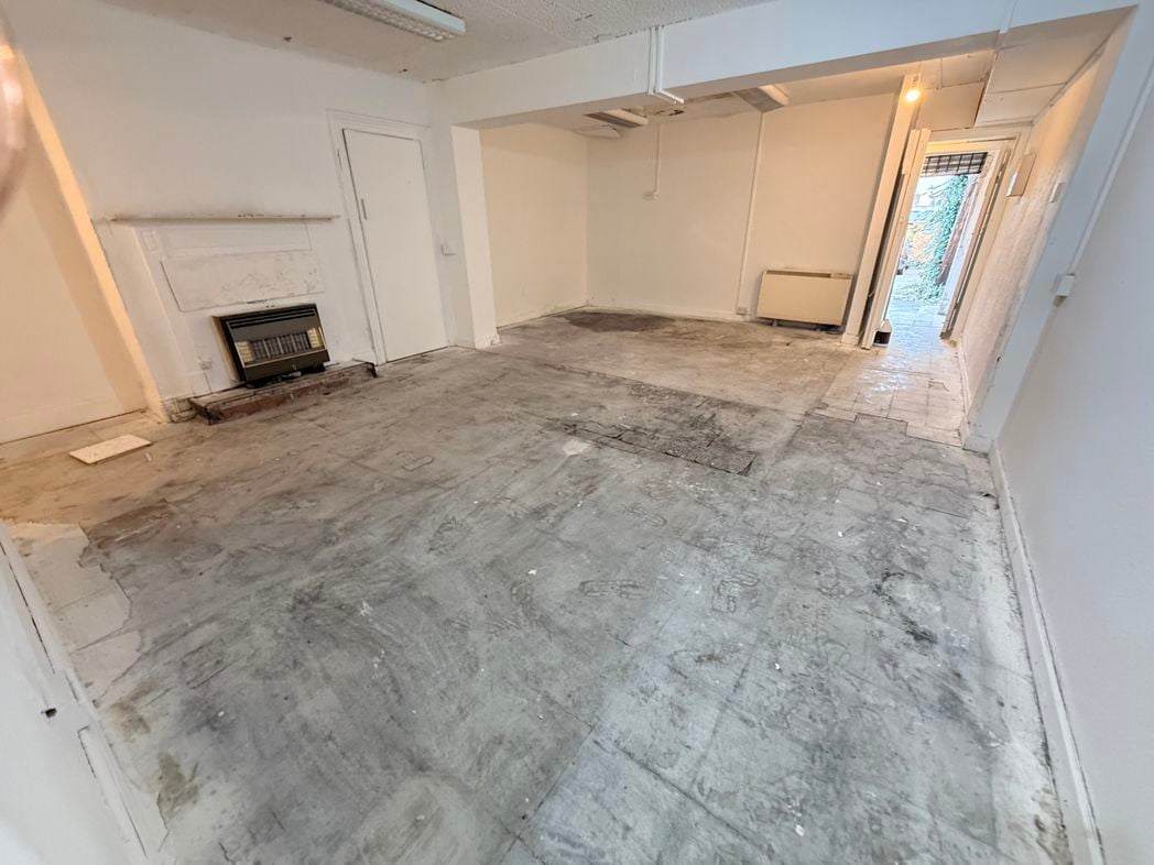 Property image 4 of 8