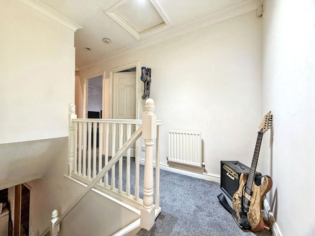 Property image 10 of 23