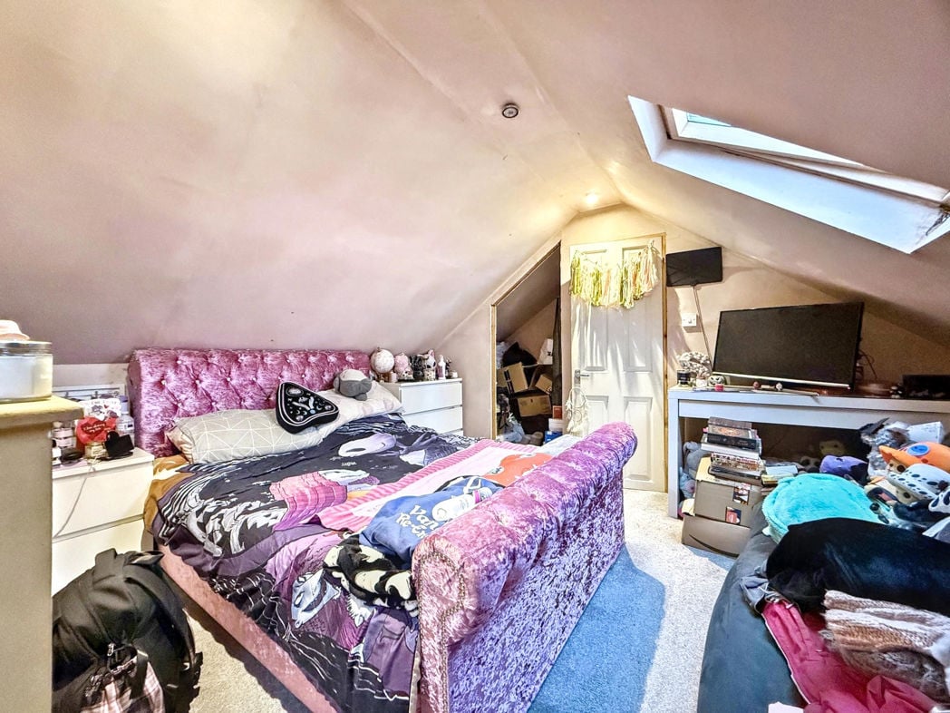 Property image 18 of 23