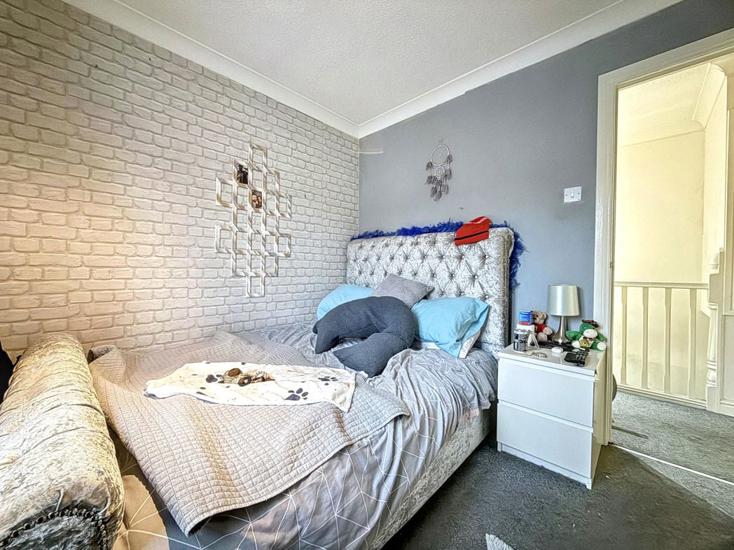 Property image 15 of 23