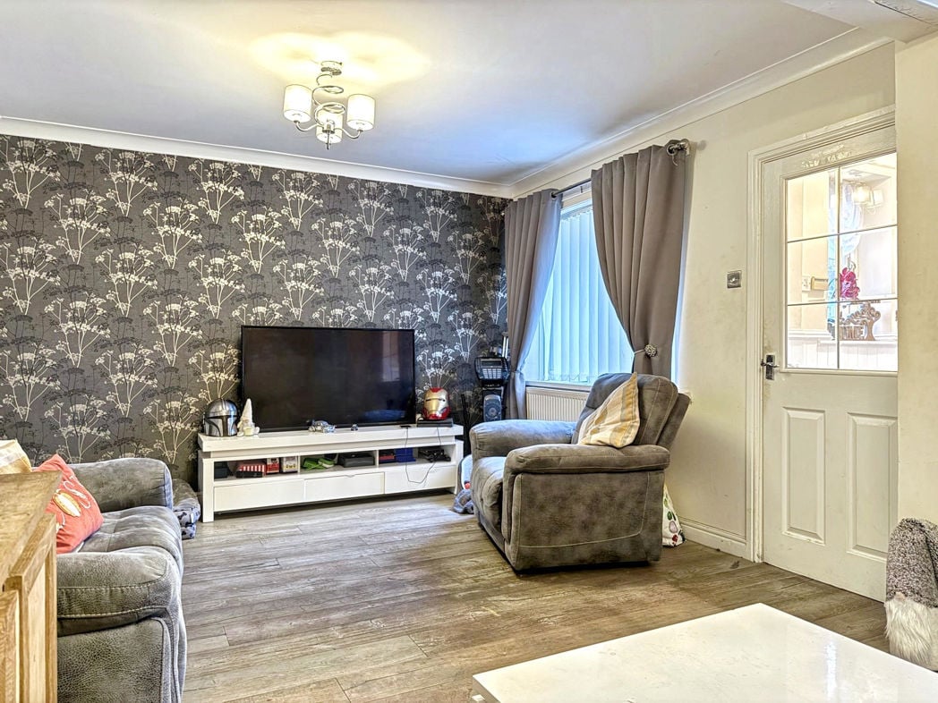 Property image 6 of 23