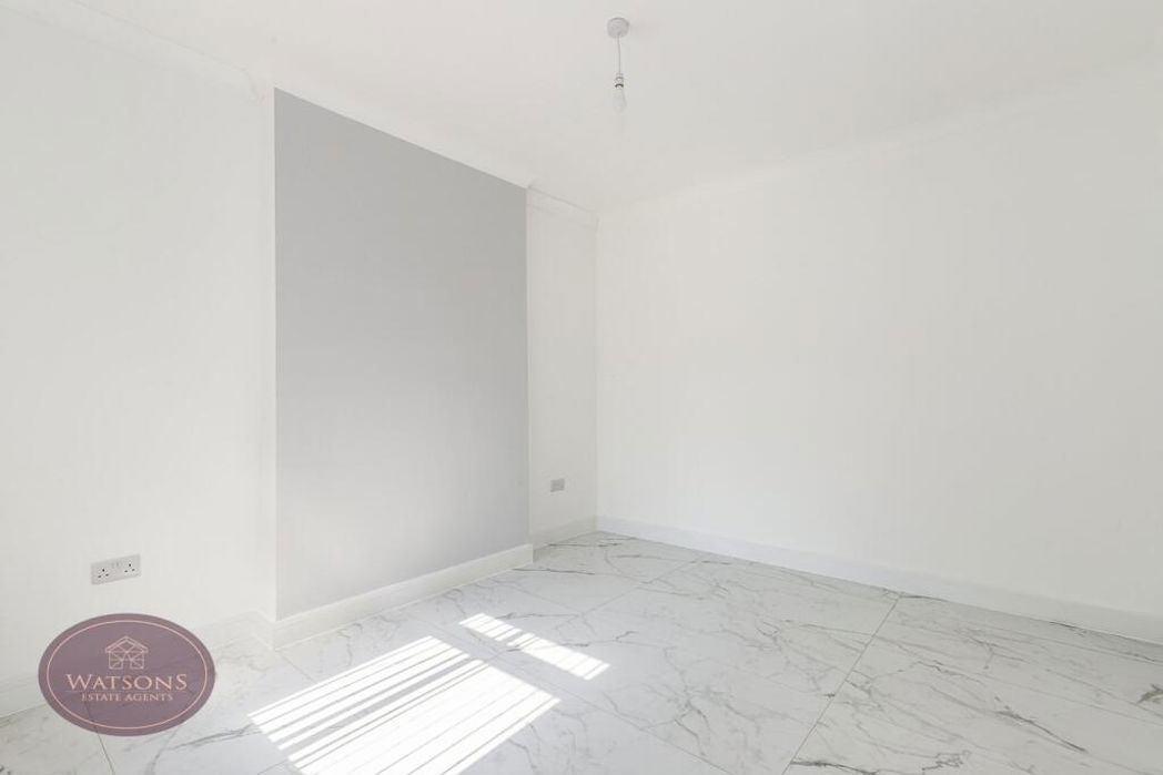 Property image 16 of 20