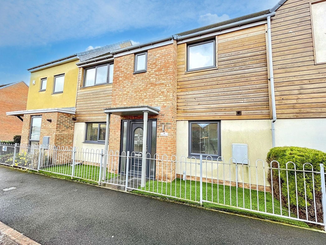 Property image 1 of 21