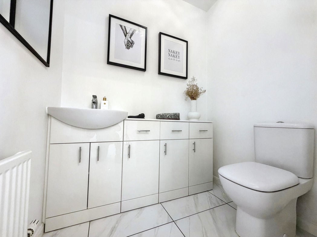 Property image 12 of 21
