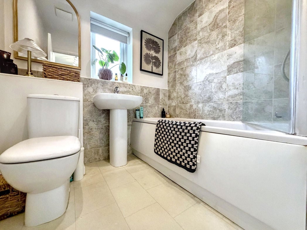 Property image 19 of 21