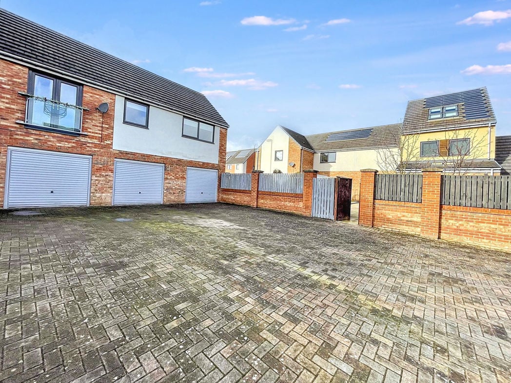 Property image 20 of 21