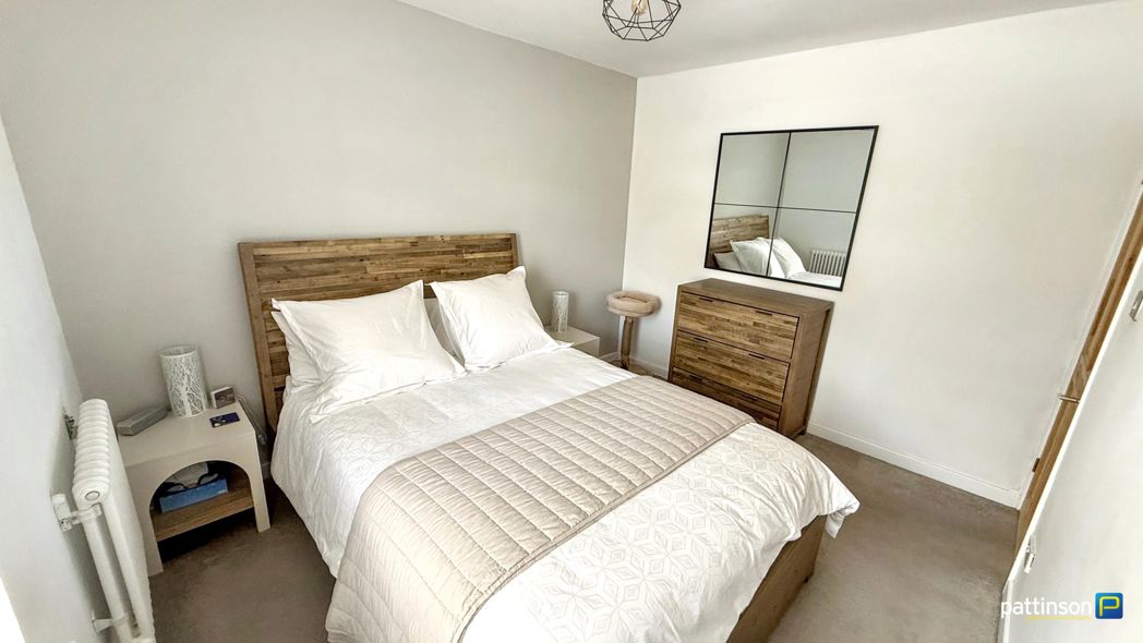 Property image 17 of 31
