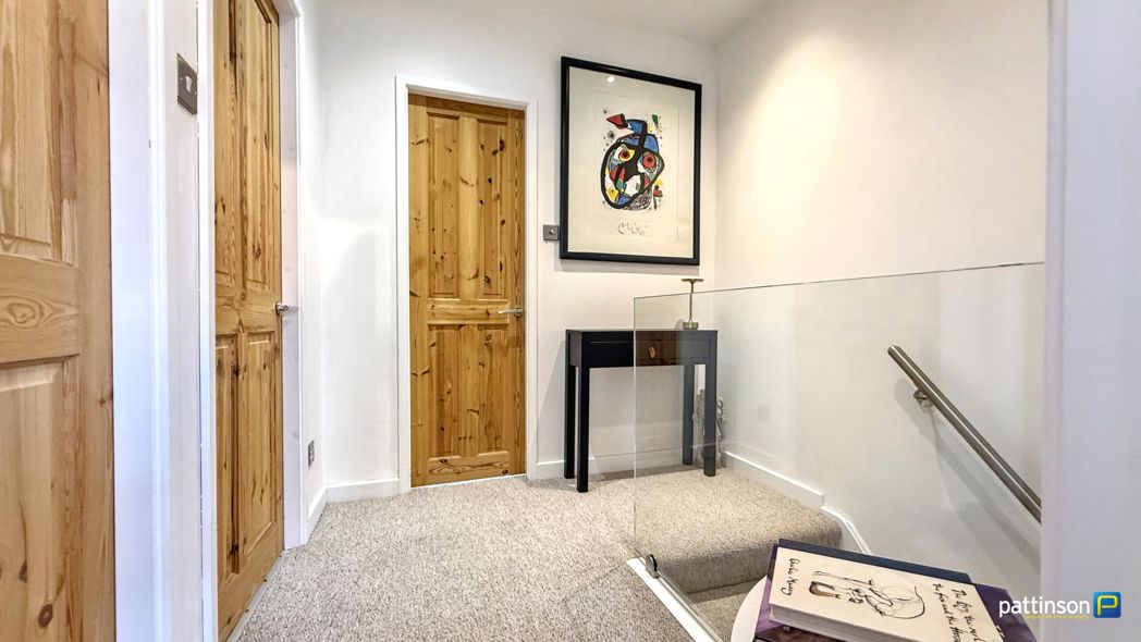 Property image 15 of 31