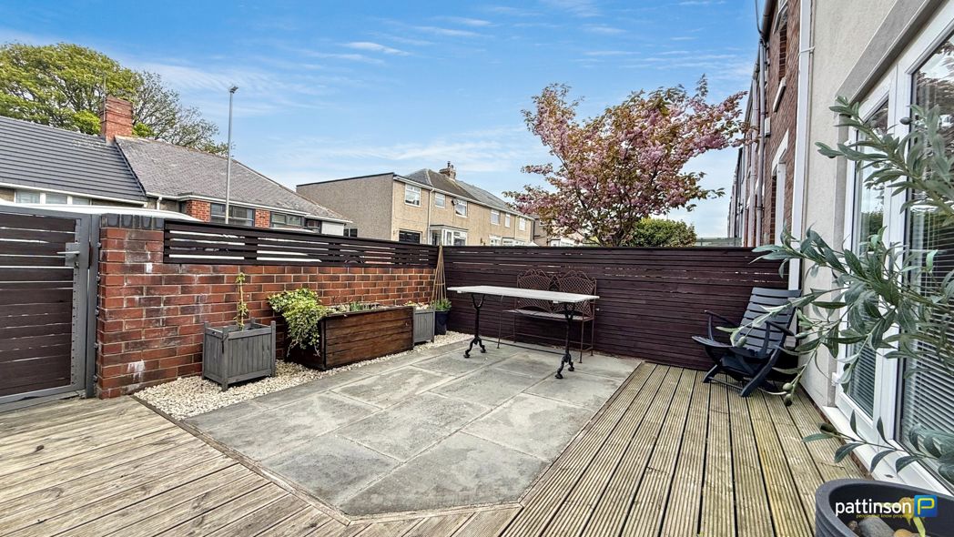 Property image 25 of 31
