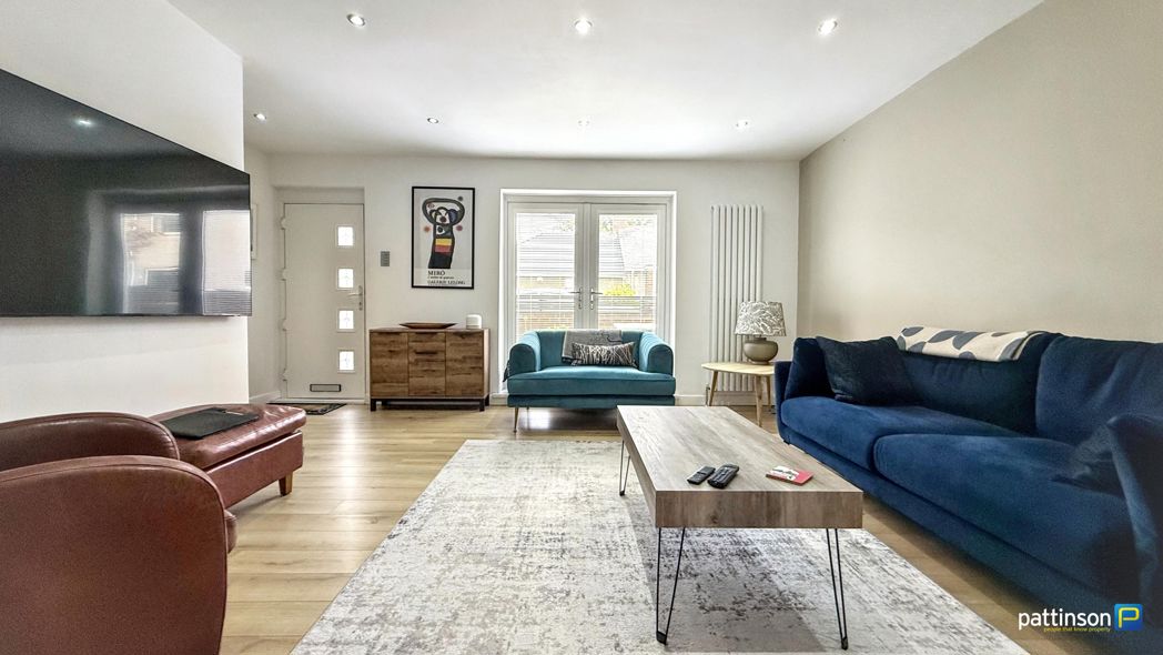 Property image 2 of 31