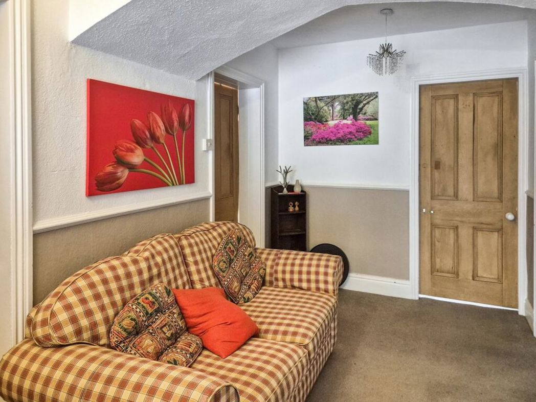 Property image 7 of 19