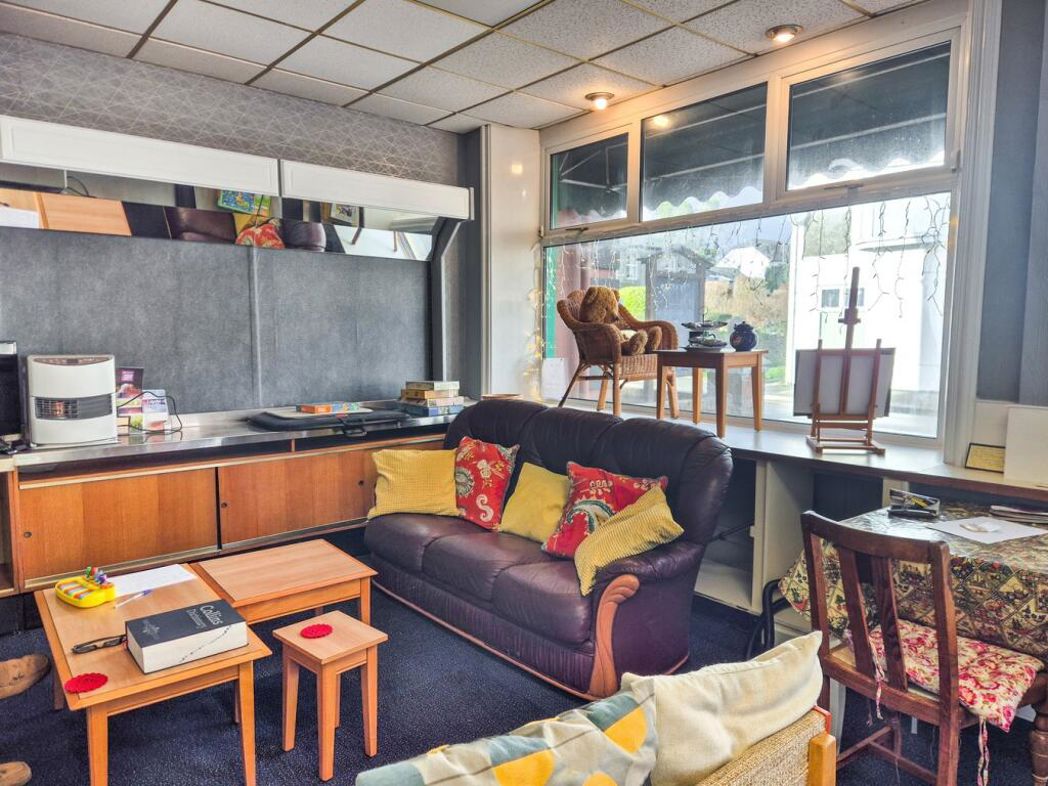 Property image 6 of 19