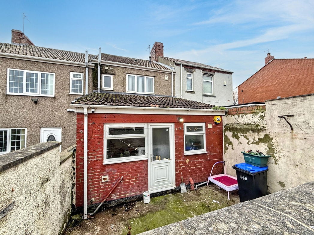 Property image 2 of 2