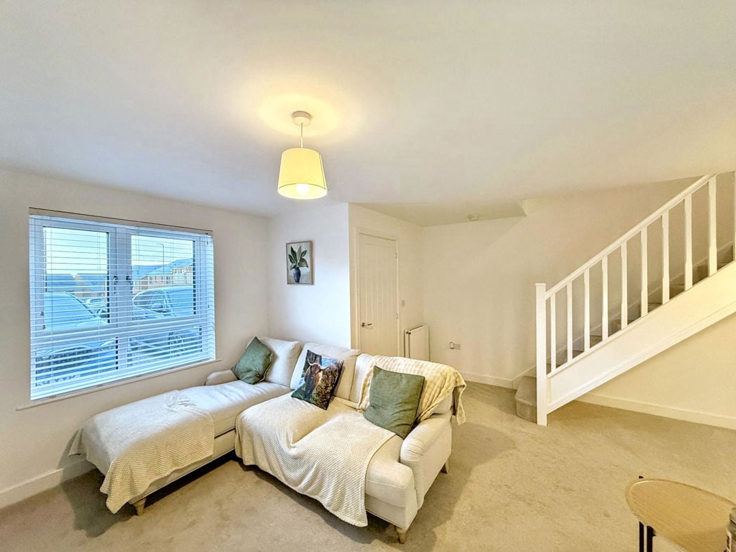 Property image 4 of 18