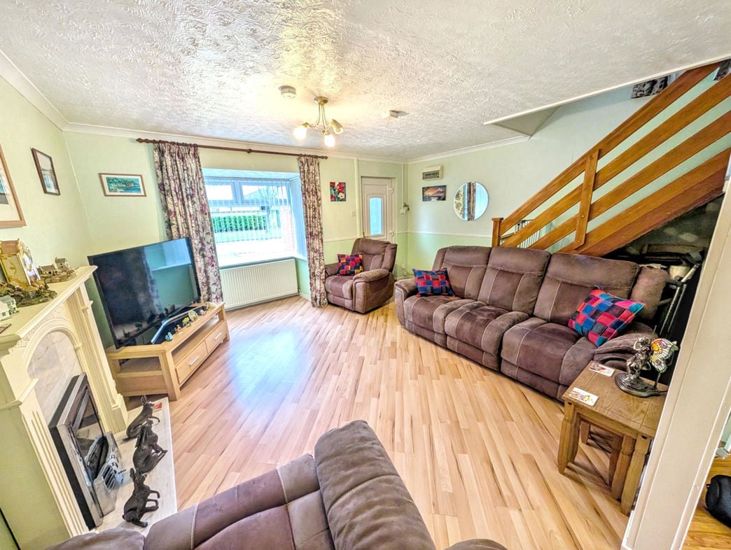 Property image 2 of 15
