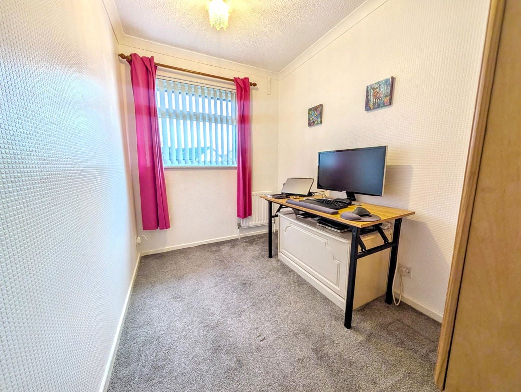 Property image 12 of 15