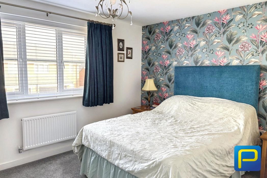 Property image 10 of 19