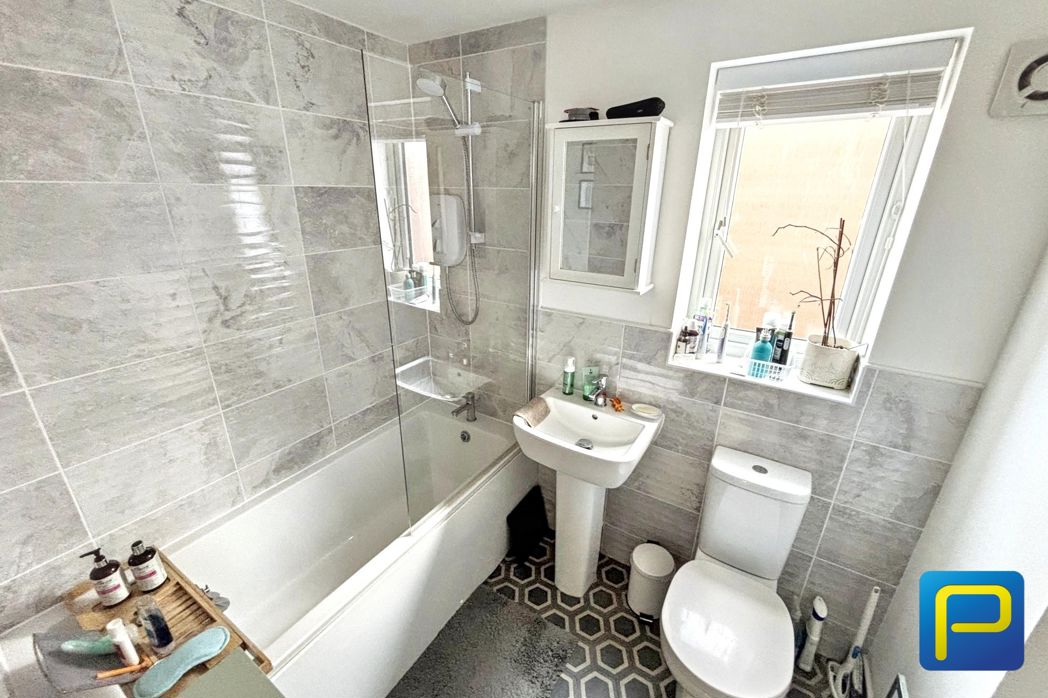 Property image 15 of 19